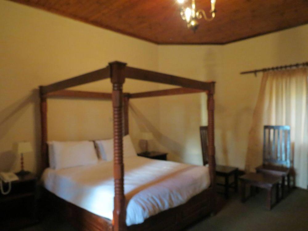 Rhodes Nyanga Hotel Juliasdale Екстер'єр фото