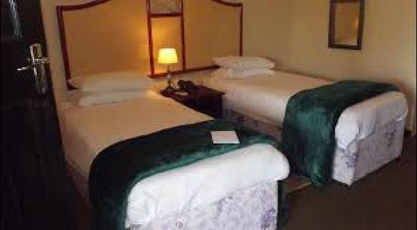 Rhodes Nyanga Hotel Juliasdale Екстер'єр фото